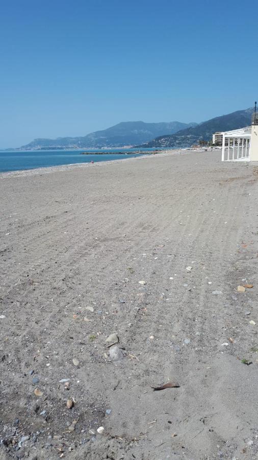 Agriturismo Terre di Mare Bordighera Vallecrosia Esterno foto